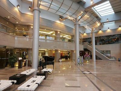 سوپریم تاور