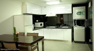 سوپریم تاور