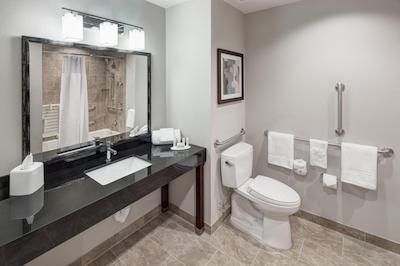 کورتیارد دالاز پلانو/ریچاردسُن