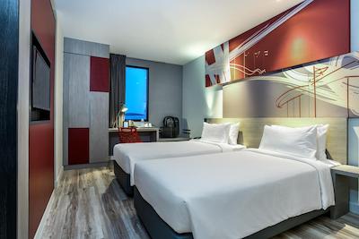 ایبیز بانگکک ایمپاکت هتل