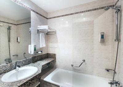 ب اند ب هتل آلیکانت