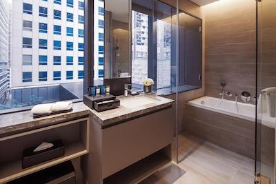 اکوود پریمیر ای ام تی دی سنگاپور