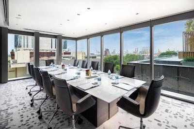 اکوود پریمیر ای ام تی دی سنگاپور