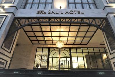 د سالیل هتل سوخومویت 57-تونگلور