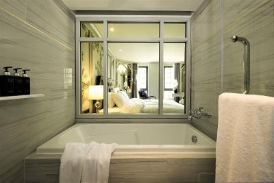 د سالیل هتل سوخومویت 57-تونگلور