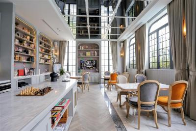 د سالیل هتل سوخومویت 57-تونگلور