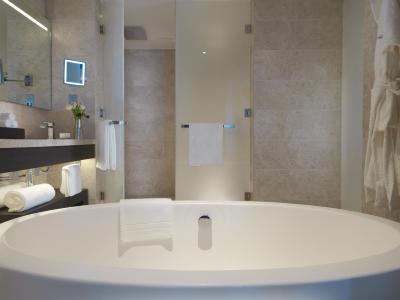 کمپینسکی هتل مسقط