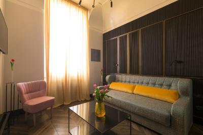 د هال تیلر سویت