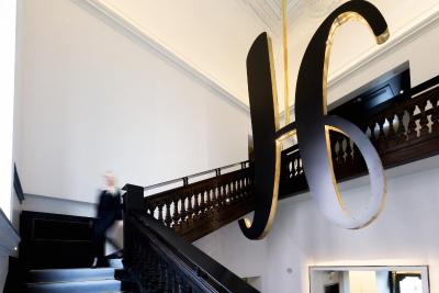 د هال تیلر سویت