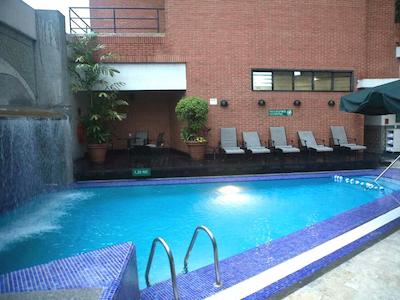 امباسادر سویتز هتل کاراکاز