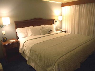 امباسادر سویتز هتل کاراکاز