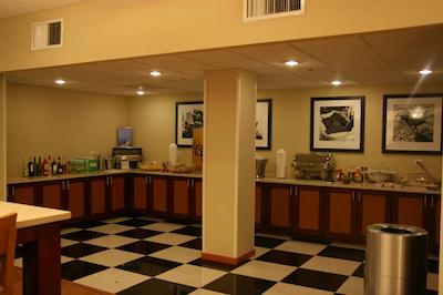 هامپتون این بای هیلتون چیهواهوا سیتی