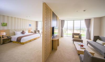 مونگ دانه لوکسوری فو قوک هتل