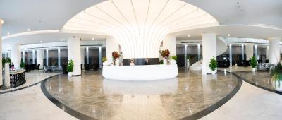 مونگ دانه لوکسوری فو قوک هتل