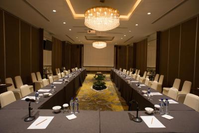 د کریستال لوکسوری ب ریزرت