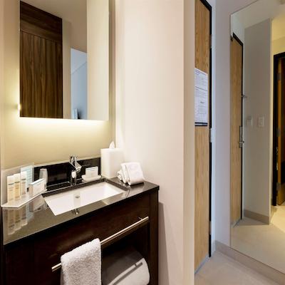 هامپتون این بای هیلتون کانکون کومبرز