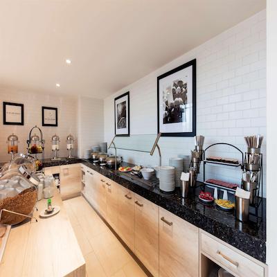 هامپتون این بای هیلتون کانکون کومبرز