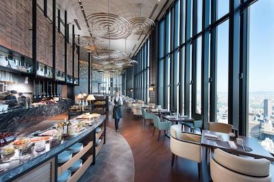 کنراد اُساکا