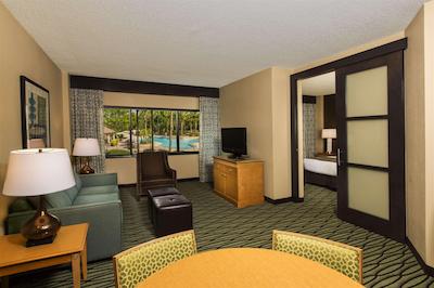 DoubleTree Suites by Hilton Orlando-Disney Springs™ Area