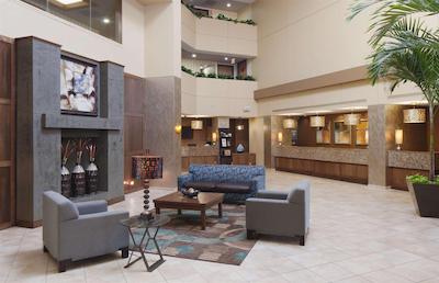 DoubleTree Suites by Hilton Orlando-Disney Springs™ Area