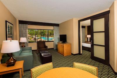 DoubleTree Suites by Hilton Orlando-Disney Springs™ Area