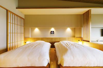 ومی نو ریتی اُکیناوا ناکاماسو