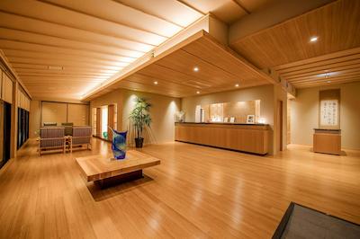 ومی نو ریتی اُکیناوا ناکاماسو