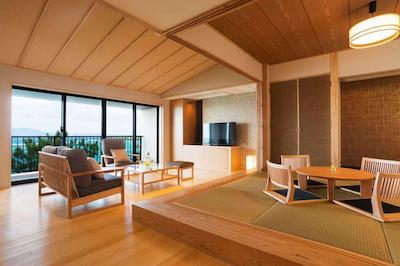 ومی نو ریتی اُکیناوا ناکاماسو