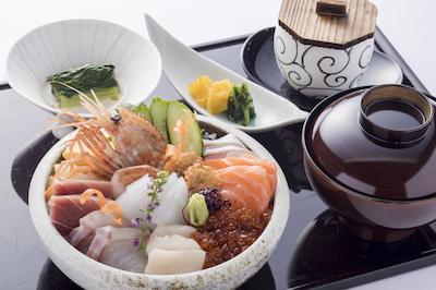 ومی نو ریتی اُکیناوا ناکاماسو