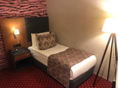 اوفریا باتومی هتل