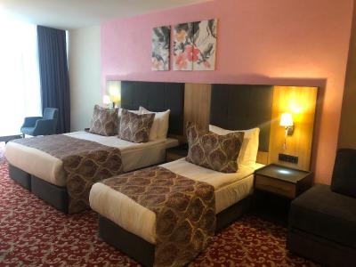 اوفریا باتومی هتل