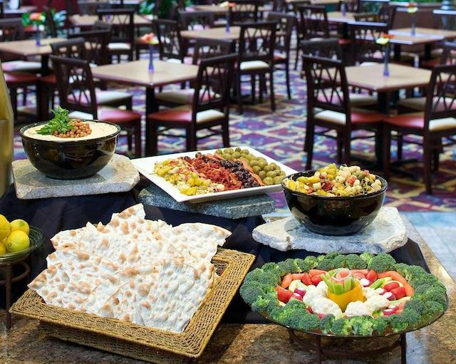 امباسی سویتز نرد چارلستون آیرپرت کنونشن