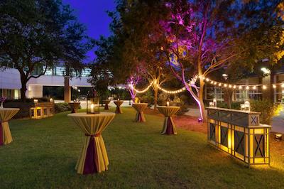 امباسی سویتز نرد چارلستون آیرپرت کنونشن