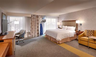 هامپتون این اسالت لاک سیتی دونتون