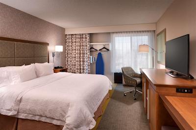 هامپتون این اسالت لاک سیتی دونتون