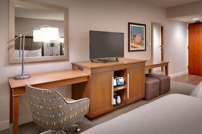 هامپتون این اسالت لاک سیتی دونتون