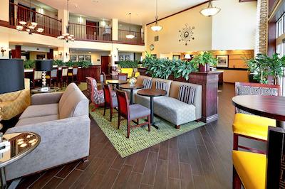 هامپتون این اسالت لاک سیتی سنترال