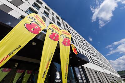 سوپر 8 فریبورگ