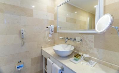 ویس بوتیک هتل اند اسپا