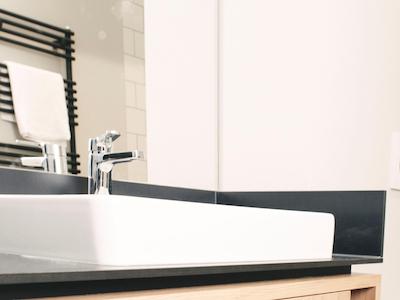 ملتر هتل اند اپارتمنتز