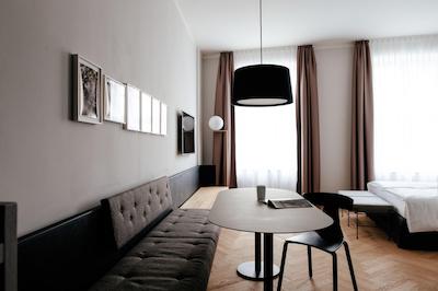 ملتر هتل اند اپارتمنتز