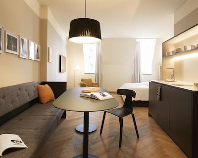 ملتر هتل اند اپارتمنتز