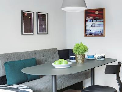 ملتر هتل اند اپارتمنتز