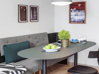 ملتر هتل اند اپارتمنتز