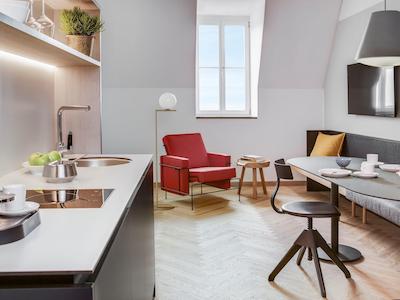 ملتر هتل اند اپارتمنتز