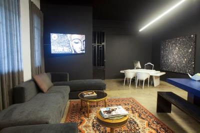 هتل قسل اُن 44