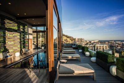 سانسکوار کاپ تون سیتی بول