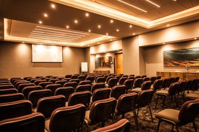 سانسکوار کاپ تون سیتی بول