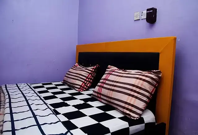 جاد گوست هوس