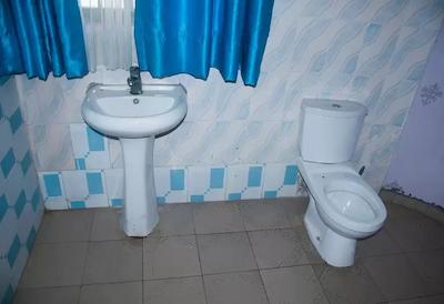 جاد گوست هوس